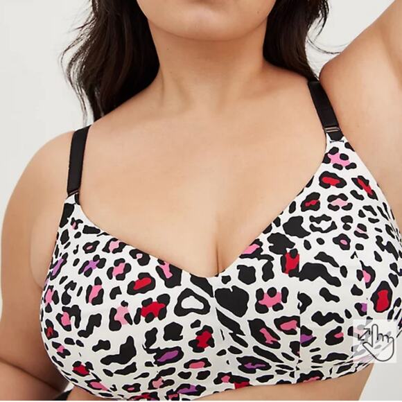 Torrid NWT Lightly Lined Everyday Wire-Free Bra Leopard 360° Back Smoothing 50B - Picture 2 of 9